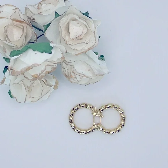 18k Gold Plated Small Twist Hoop Earrings - Picture 4 of 5